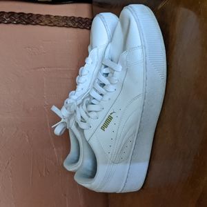 Puma men's white sneakers
